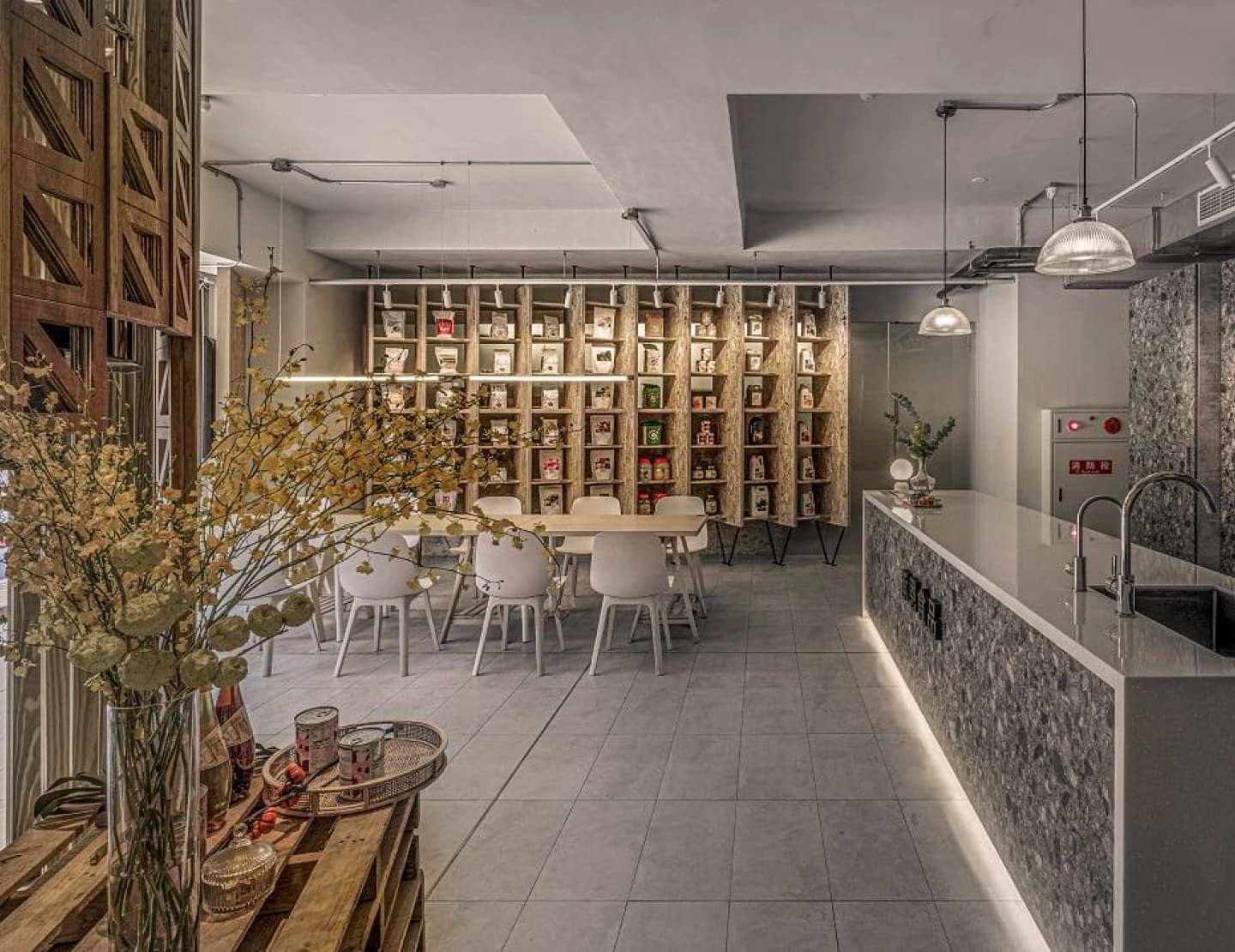 Brand and Shop Interior Design